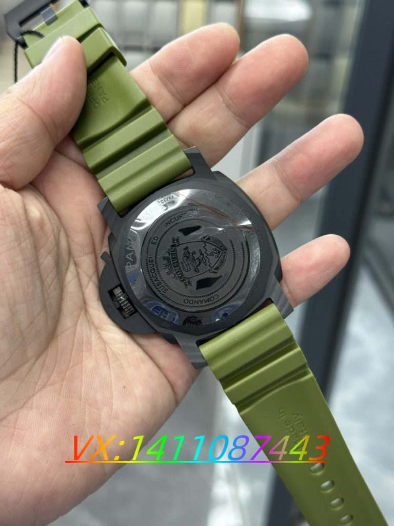 VS廠沛納海961碳纖維材質搭配P9010機芯評測?