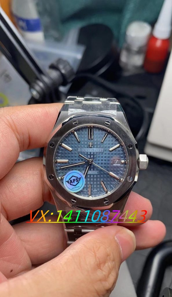 深度解析:APS愛彼15450女款37mm女表究竟好在哪？