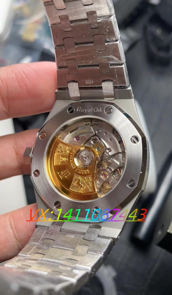 深度解析:APS愛彼15450女款37mm女表究竟好在哪？