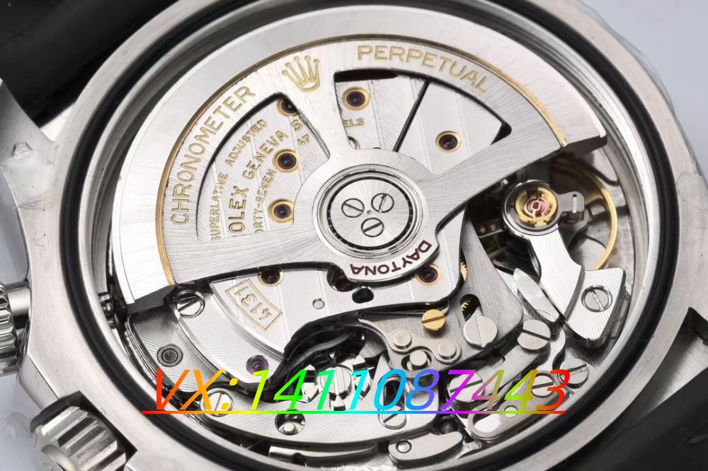 C廠勞力士熊貓迪通拿煥新登場搭載上海4131機芯