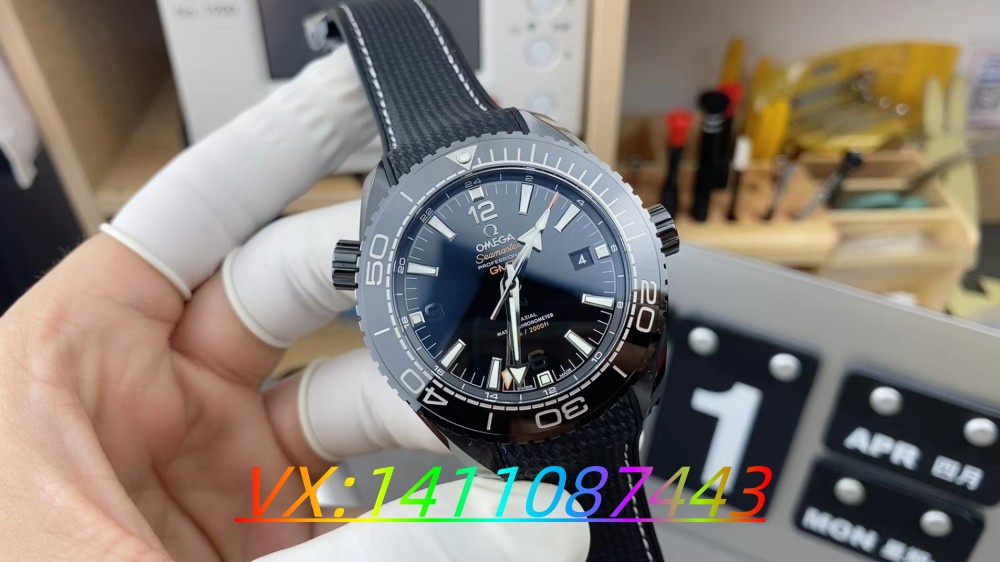 解析VS廠歐米茄深海之黑8906機芯的卓越性能與做工細節?