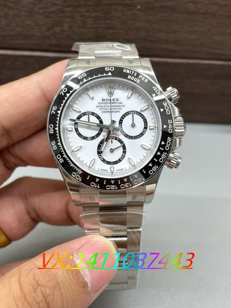 VS廠4131機(jī)芯迪通拿評測:復(fù)刻表中的佼佼者?