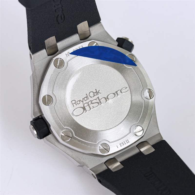 W預(yù)算帝舵與歐米茄該如何抉擇？"