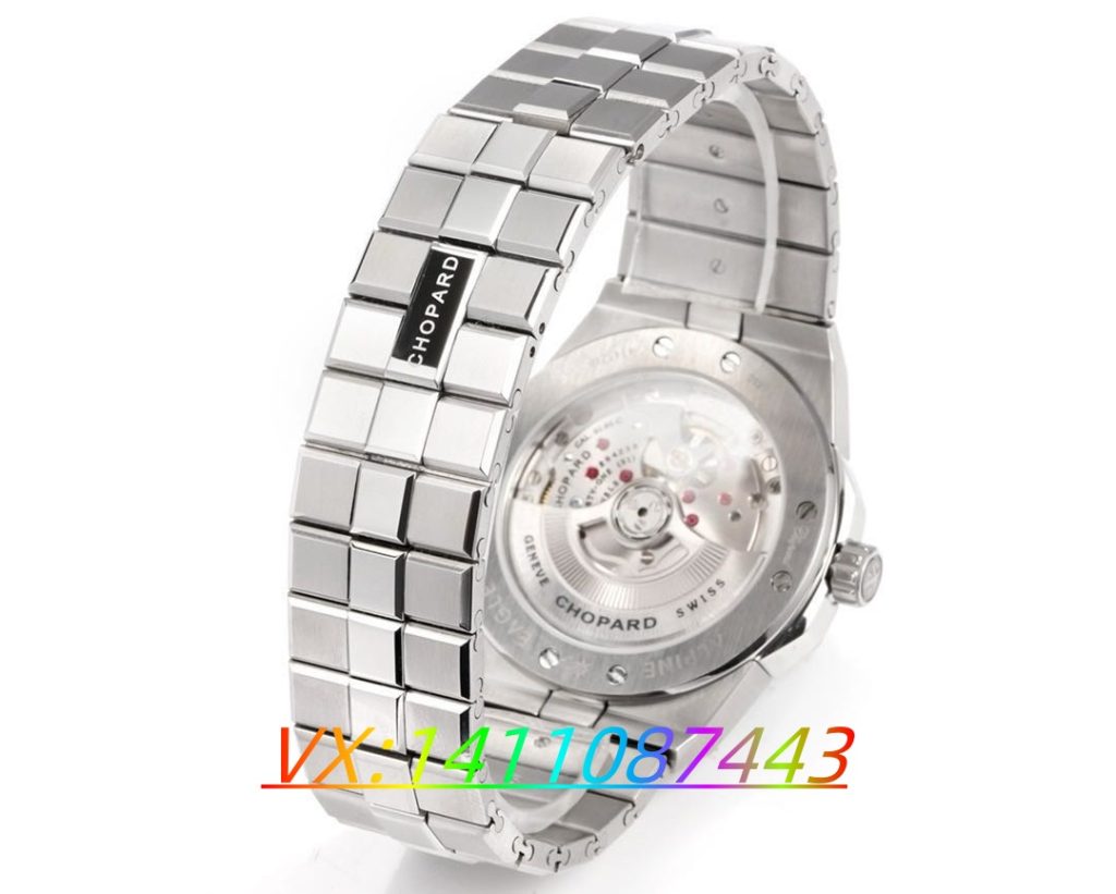 GH廠蕭邦AlpineEagle雪山傲翼系列腕表深度評測:復刻巔峰,盡顯紳士風范?