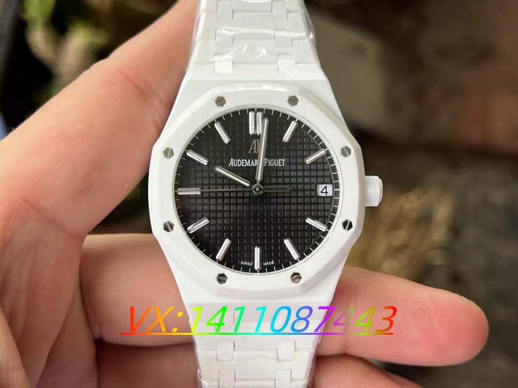 APS廠新品愛彼15500全陶瓷款式評測:工藝與創新的融合?