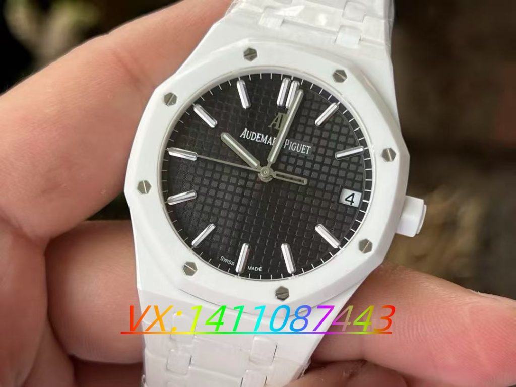 APS廠新品愛彼15500全陶瓷款式評測:工藝與創新的融合?