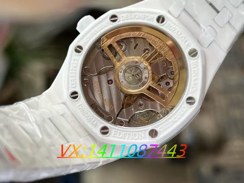 APS廠新品愛彼15500全陶瓷款式評測:工藝與創新的融合?