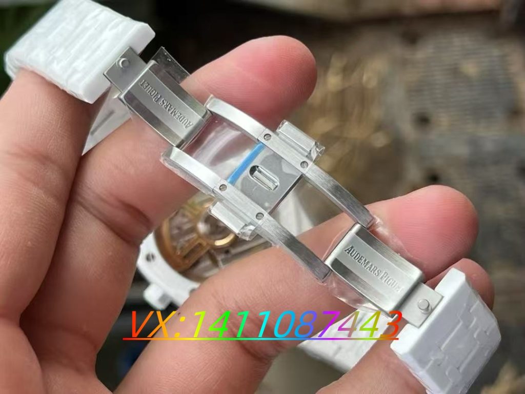 APS廠新品愛彼15500全陶瓷款式評測:工藝與創新的融合?